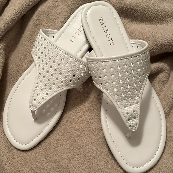 Talbot White Sandals 9 - Picture 1 of 4